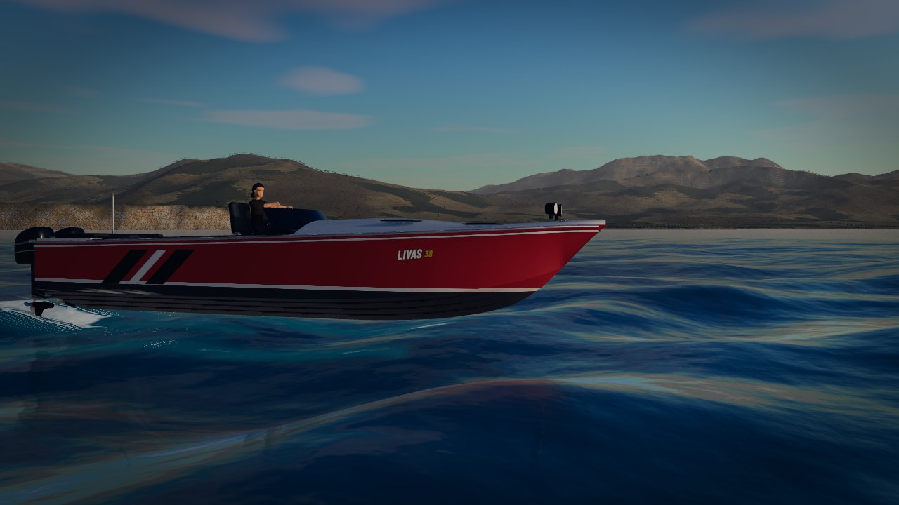 An offshore racer at speed in Big Wake